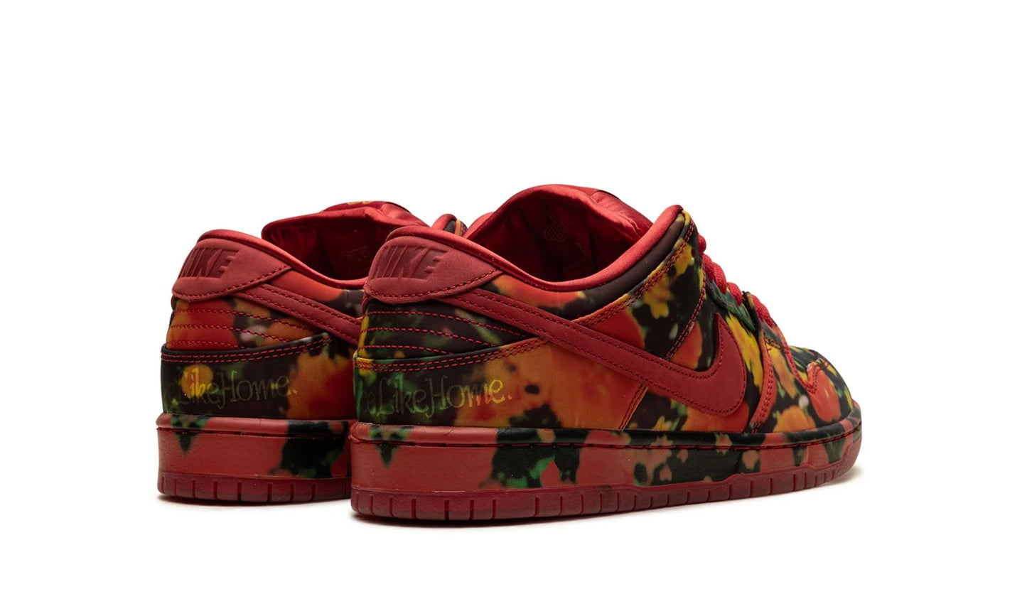 Nike Dunk Low SB The Wizard of Oz Poppy Field