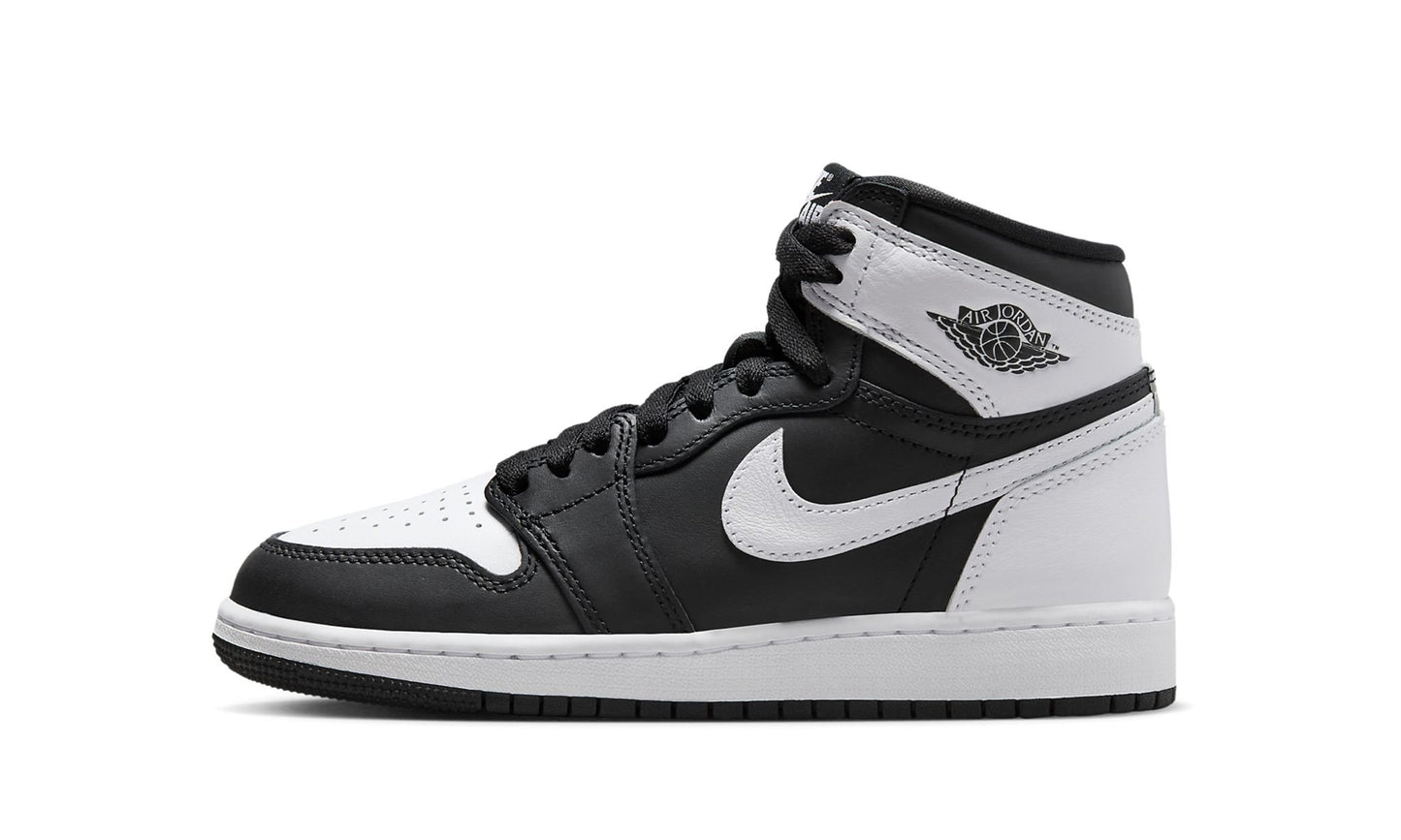 Jordan 1 Retro High OG Black and White