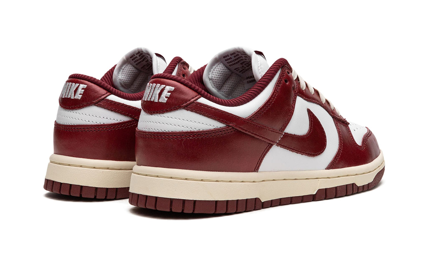 Nike Dunk Low PRM Vintage Team Red