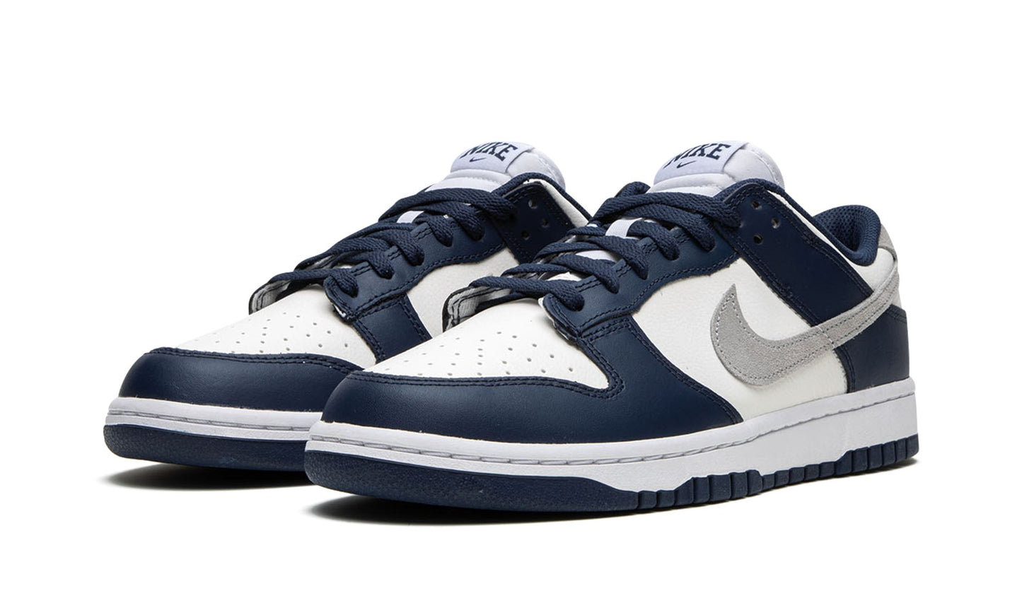 Nike Dunk Low Summit White Midnight Navy