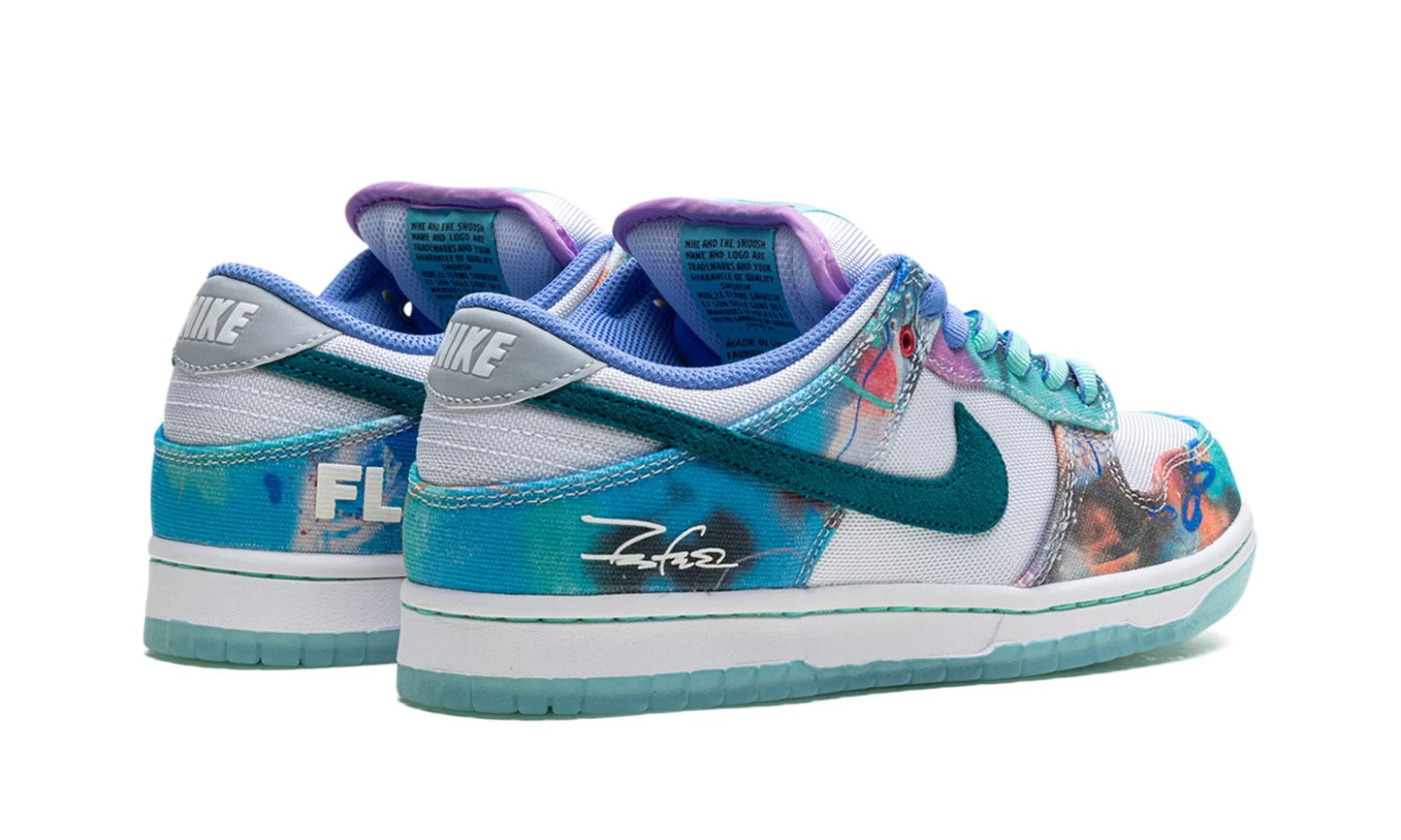 Nike Dunk Low SB Futura Laboratories