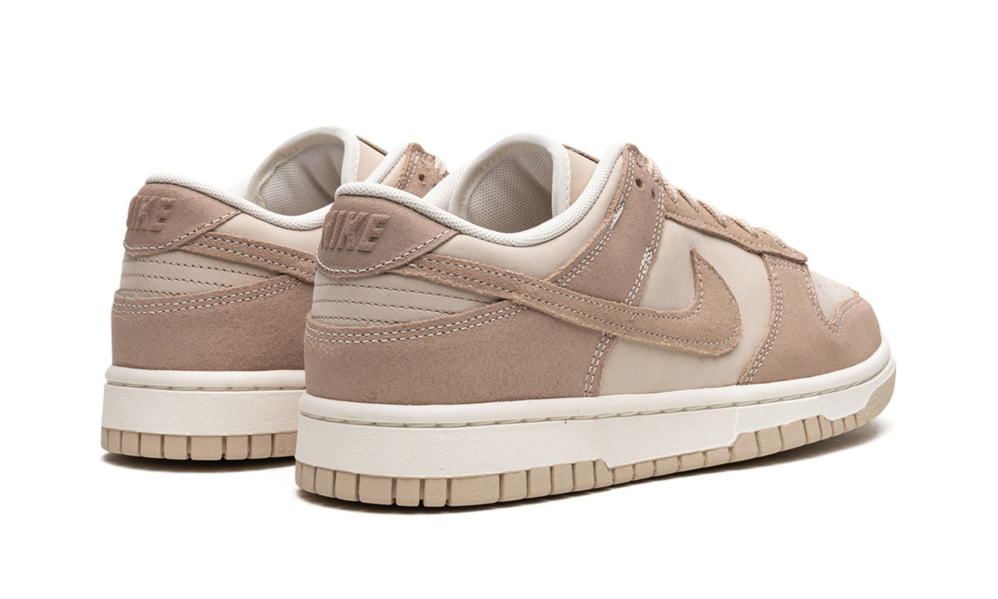 Nike Dunk Low SE Sand Drift