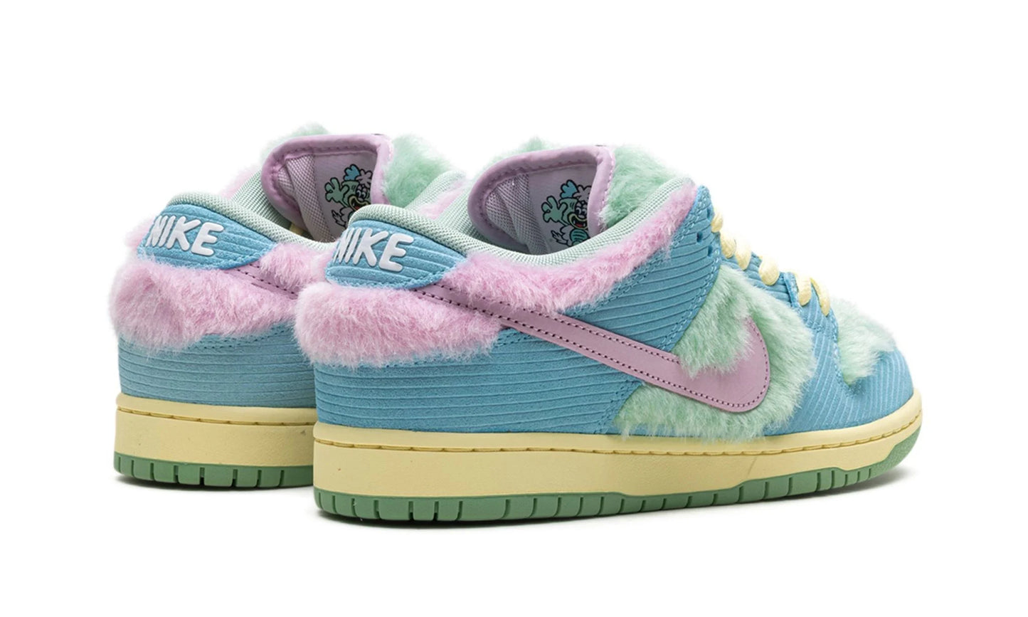 Nike Dunk Low SB Verdy Visty