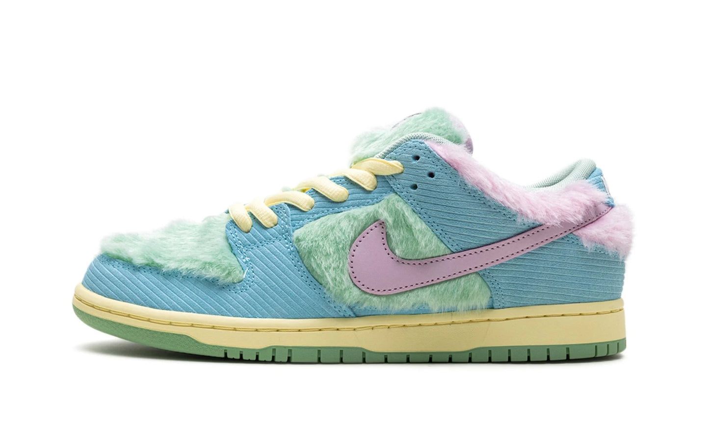 Nike Dunk Low SB Verdy Visty